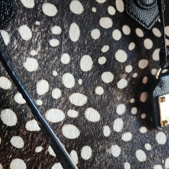 Henri Bendel The Carlyle 2 way Tote Leather Trim Calf Hair Handle - Picture 5 of 16